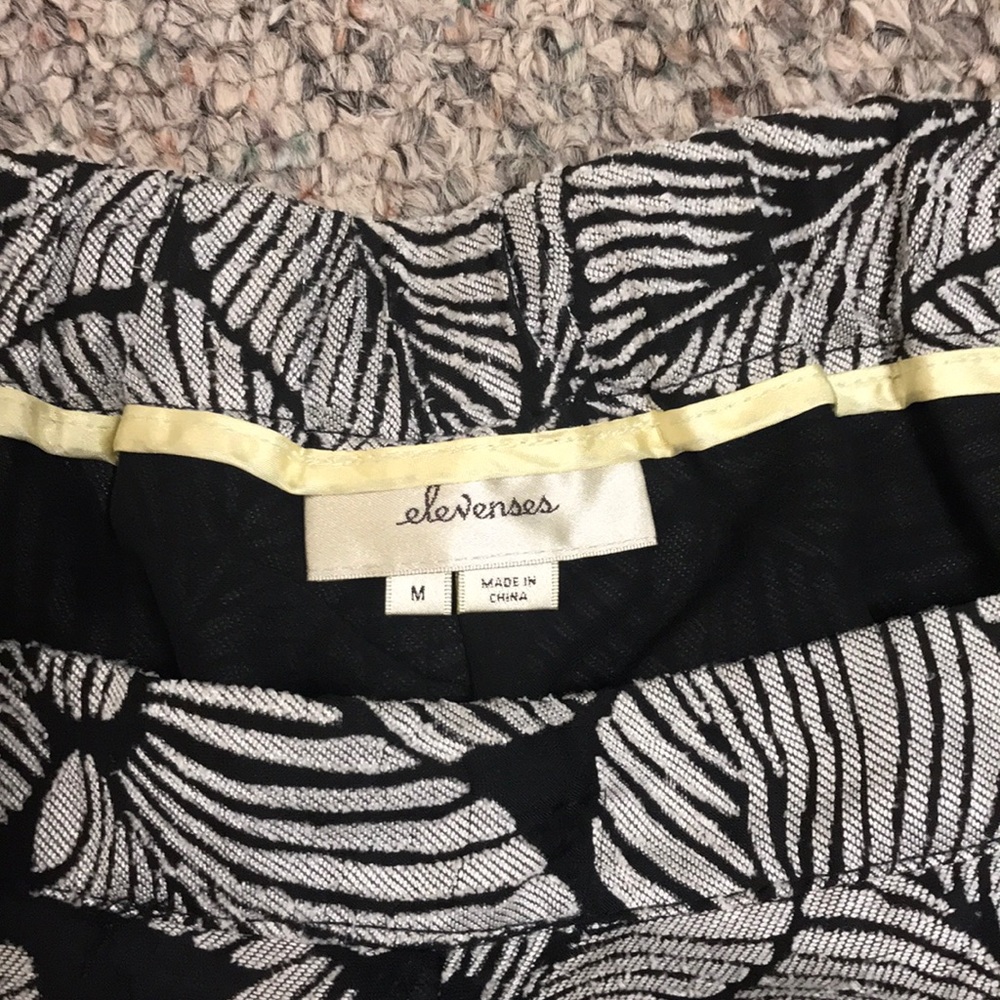 Pants - Picture 3 of 4